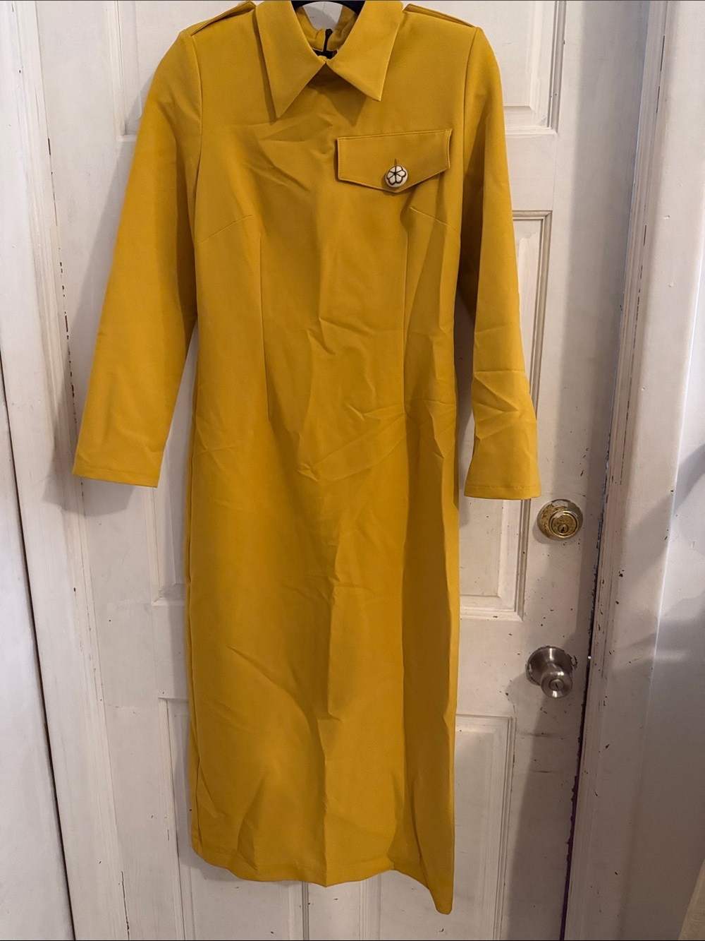 NWT Julia Allert Mustard Yellow Long Sleeve Shift Dress- size Small